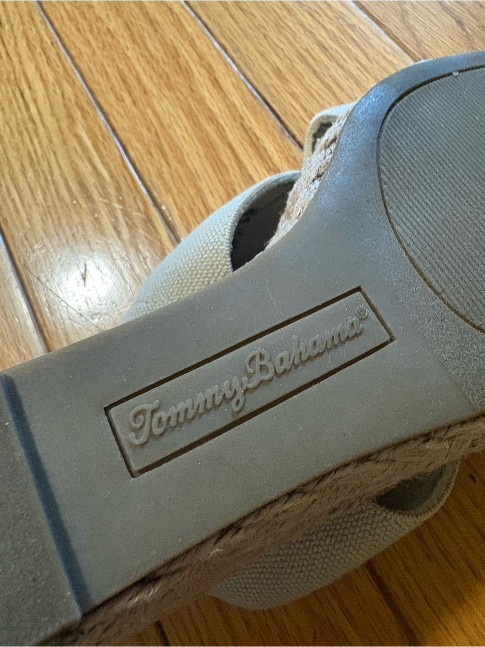 Tommy Bahama Light Beige Crossband Wedge Slides - Picture 9 of 11